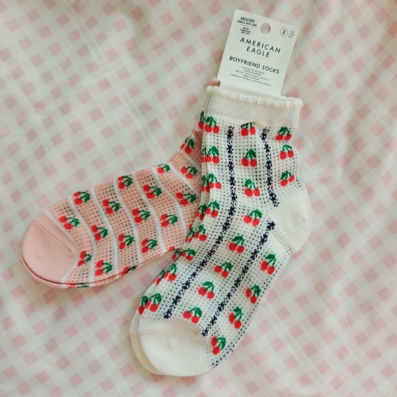 New American Eagle Cherry Stripes Boyfriend Socks 2-Pack Women - Picture 2 of 4